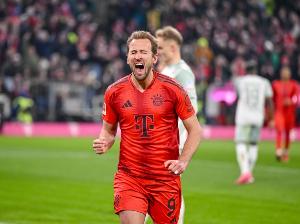 记者：和英国媒体报道相反，凯恩在拜仁很开心无意重返英超踢球