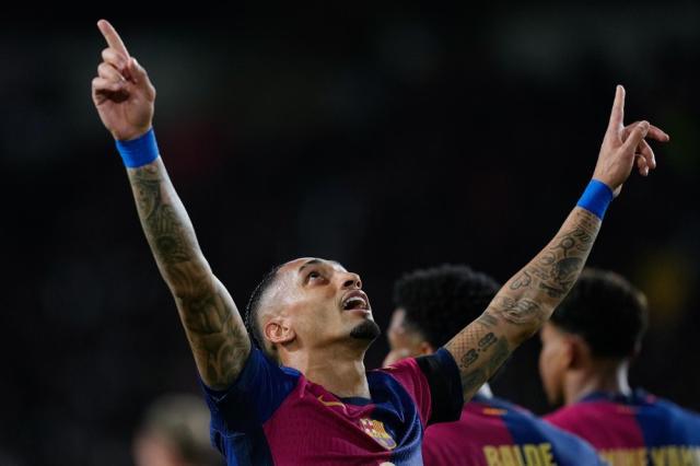 幸运水果机2小游戏-领跑欧冠射手榜 拉菲尼亚成金球奖最热门候选人？